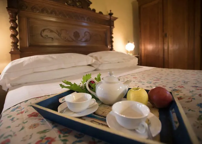 Hazelnut Valley Bed & Breakfast