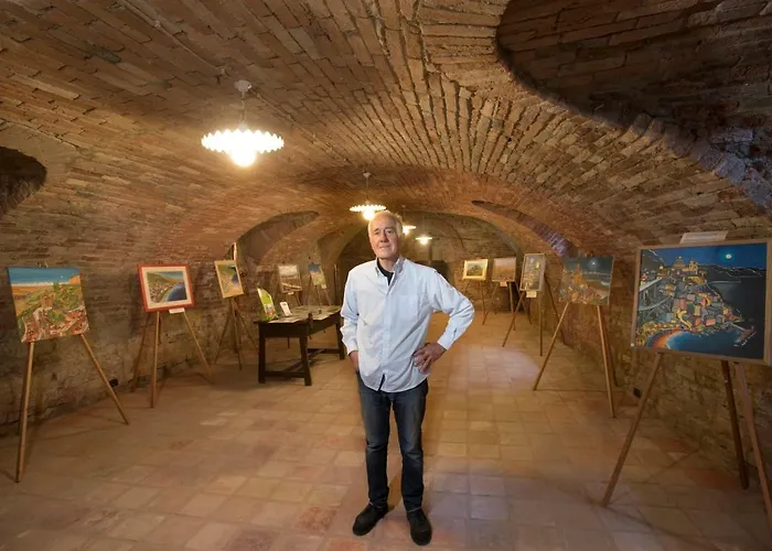 Hazelnut Valley Bed & Breakfast Guarene