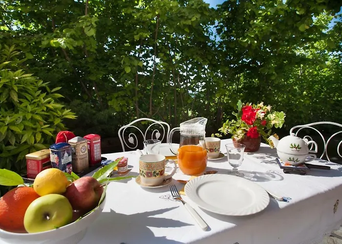 Bed & Breakfast Hazelnut Valley 4*